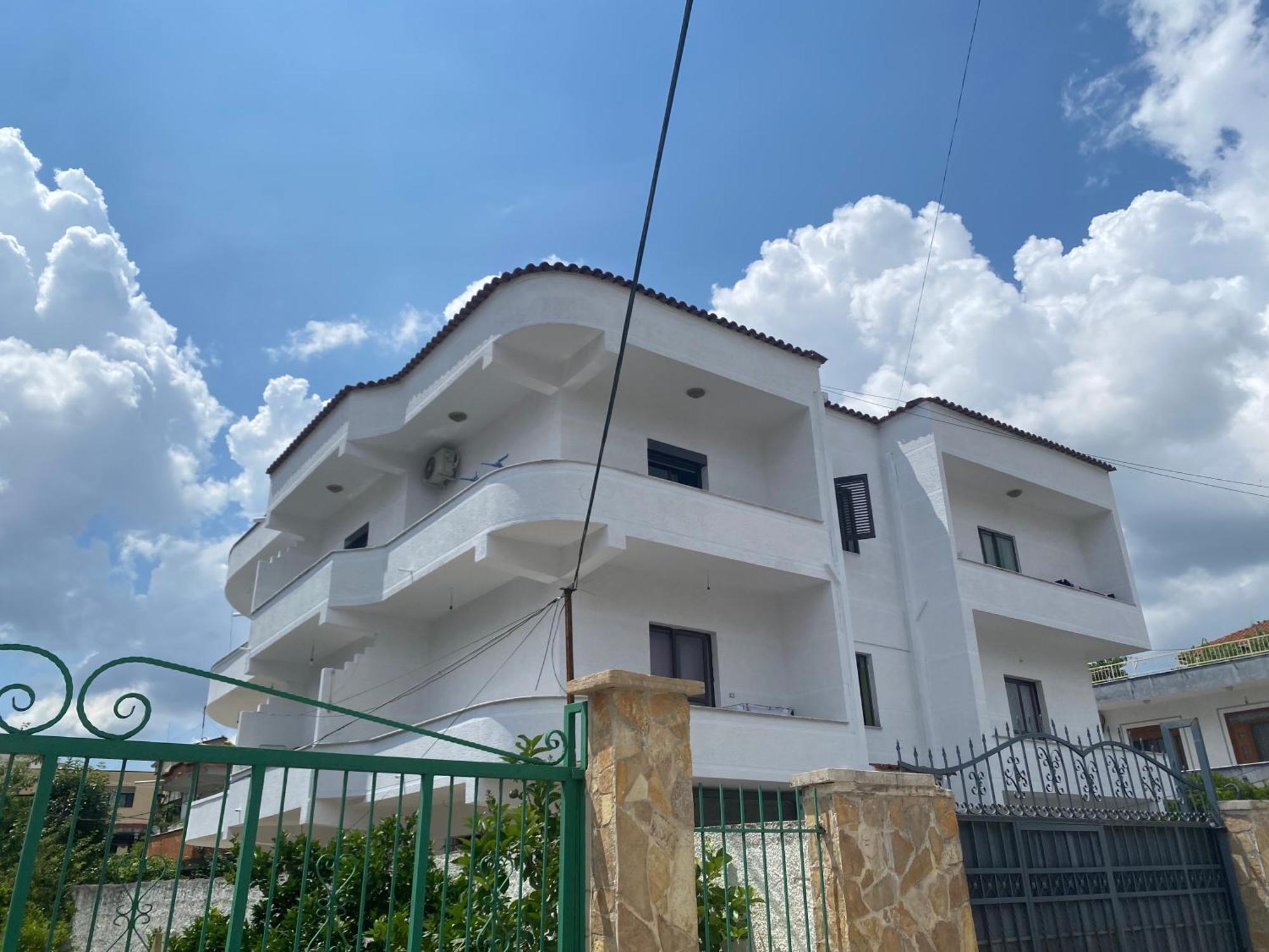Appartement Quiet One Bedroom Apartament- Dajti View